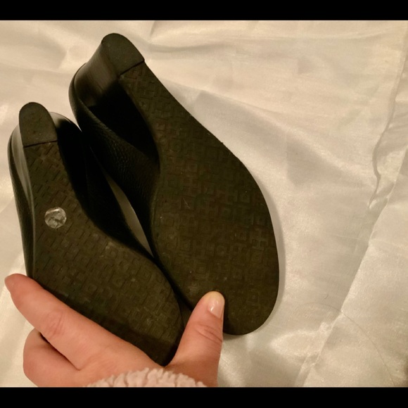 Black Tory Burch wedges - Picture 3 of 3